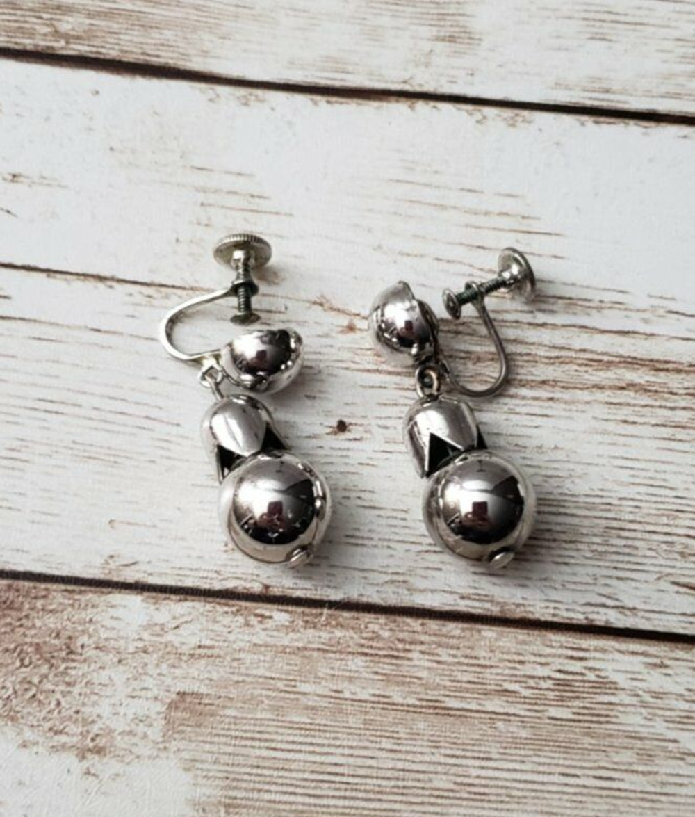 Vintage Barclay Screw On Earrings Silver Tone Ball With Topper Design